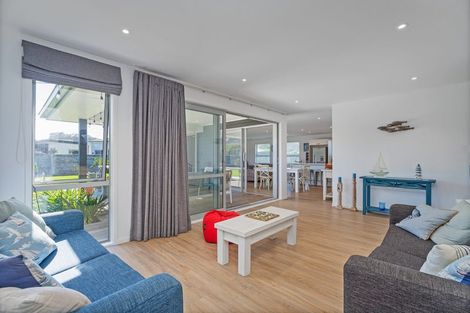 Photo of property in 44 Longreach Drive, Cooks Beach, Whitianga, 3591