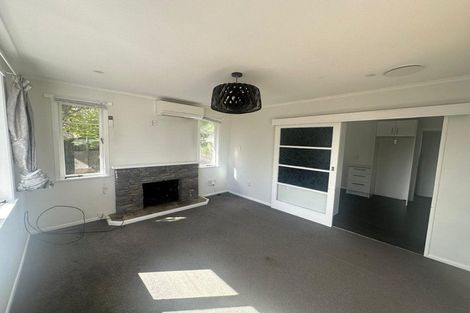 Photo of property in 8 Celsmere Lane, Te Atatu Peninsula, Auckland, 0610