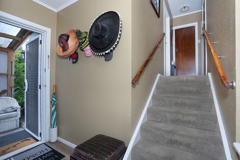 Photo of property in 20 Grey Street, Marton, 4710