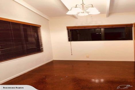 Photo of property in 64a Lynwood Road, New Lynn, Auckland, 0600