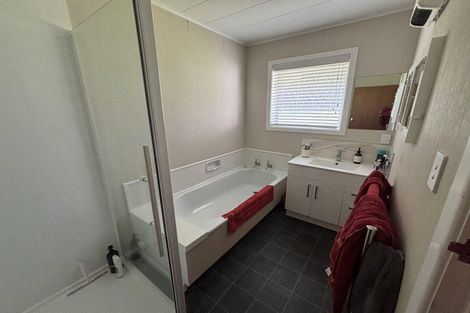 Photo of property in 45 Huia Street, Waikanae, 5036