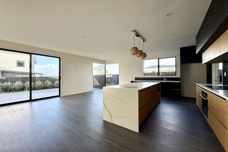 Photo of property in 43 Evergreen Parade, Rosehill, Papakura, 2113