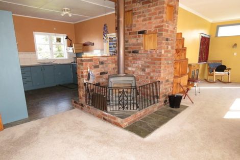 Photo of property in 58 Wakefield Street, Westport, 7825