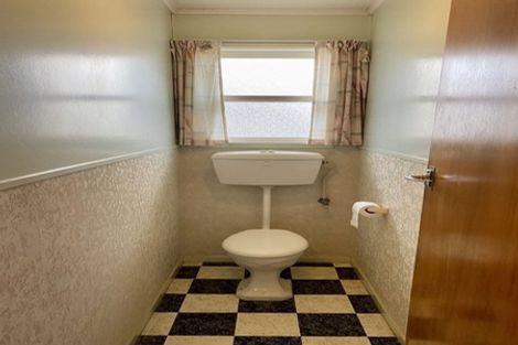 Photo of property in 167 Waimumu Road, Massey, Auckland, 0614