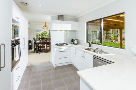 Photo of property in 6 Cutter Place, Greenhithe, Auckland, 0632