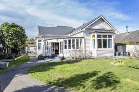 Photo of property in 20 Aylmer Street, Somerfield, Christchurch, 8024