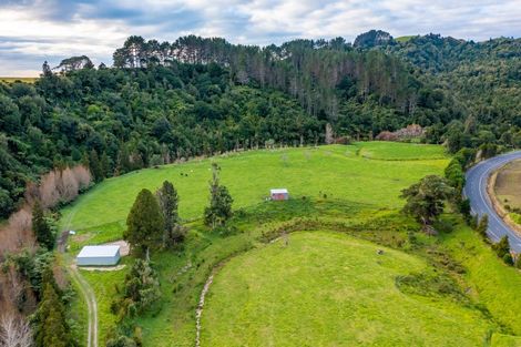 Photo of property in 939 Mokau Road, Mimi, Urenui, 4377