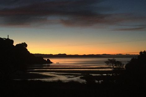 Photo of property in 1110 Abel Tasman Drive, Ligar Bay, Takaka, 7183