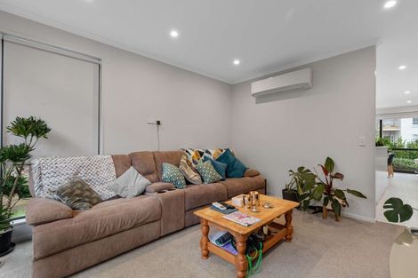 Photo of property in 49 Matairangi Avenue, Totara Heights, Auckland, 2105