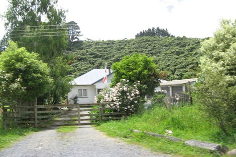 Photo of property in 26 Cascade Road, Bombay, 2675