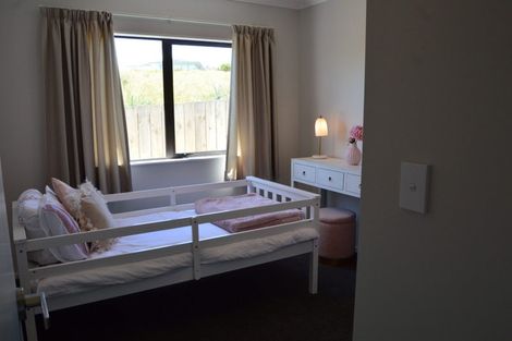 Photo of property in 25 Whale Bay Rise, Gulf Harbour, Whangaparaoa, 0930