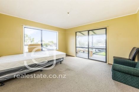 Photo of property in 6 Rako Place, Manurewa, Auckland, 2102