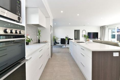 Photo of property in 5 The Circle, Manly, Whangaparaoa, 0930