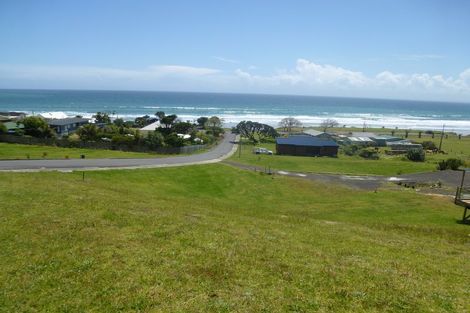 Photo of property in 15 Wharo Way, Ahipara, Kaitaia, 0481