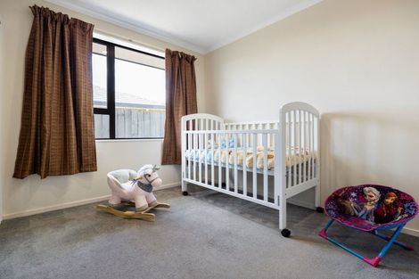 Photo of property in 26 Antrim Place, Nawton, Hamilton, 3200