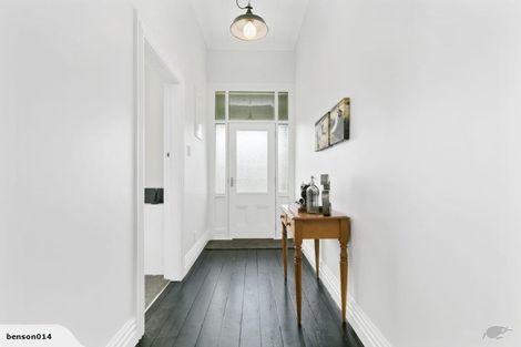 Photo of property in 34 Derwent Street, Island Bay, Wellington, 6023