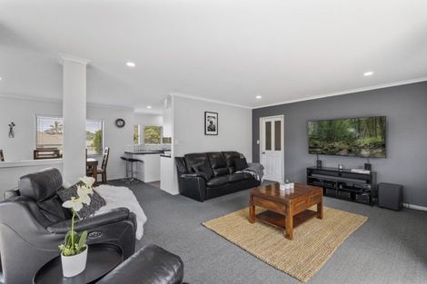 Photo of property in 26 Brackenburn Drive, Ohauiti, Tauranga, 3112