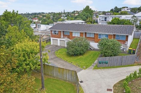 Photo of property in 3/68 Rua Road, Glen Eden, Auckland, 0602