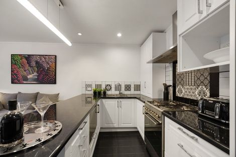 Photo of property in 2/34 Clifton Road, Herne Bay, Auckland, 1011