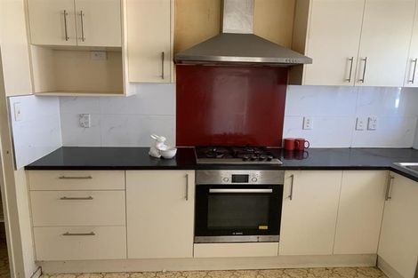 Photo of property in 2/25 Overton Road, Papatoetoe, Auckland, 2025