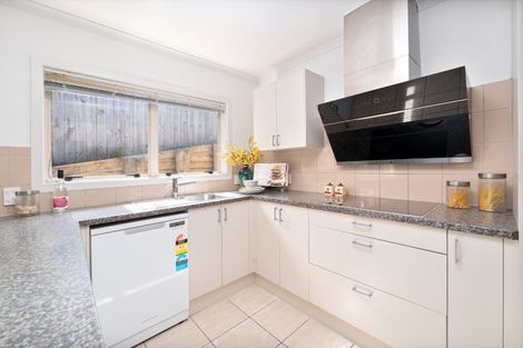 Photo of property in 103a Barrys Road, Glendene, Auckland, 0602