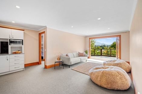 Photo of property in 32 Old Station Avenue, Wanaka, 9305