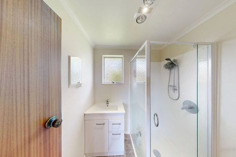 Photo of property in 6 Walker Crescent, Bulls, 4818