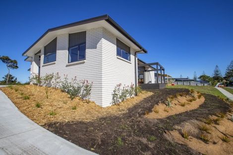 Photo of property in 8 Sandpiper Lane, Mangawhai Heads, Mangawhai, 0505