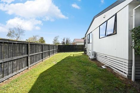 Photo of property in 18 Garland Drive, St Andrews, Hamilton, 3200