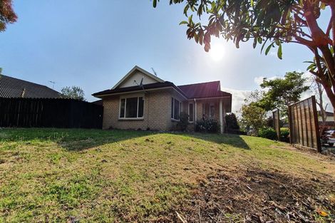 Photo of property in 17 Chapletown Drive, East Tamaki, Auckland, 2016