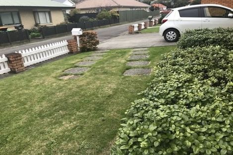 Photo of property in 4 Edgecombe Court, Roslyn, Palmerston North, 4414