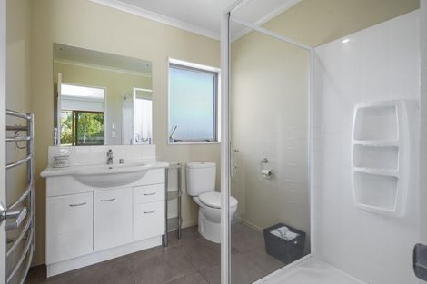 Photo of property in 5 Willowside Place, Amberley, 7410