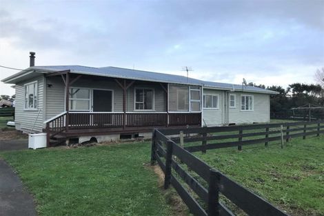 Photo of property in 89 Porikapa Road, Warea, New Plymouth, 4381