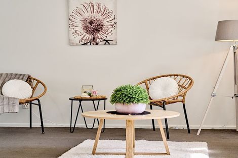 Photo of property in 198 Sievers Grove, Cannons Creek, Porirua, 5024