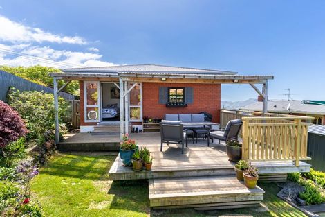 Photo of property in 50 Gilkison Street, Halfway Bush, Dunedin, 9010