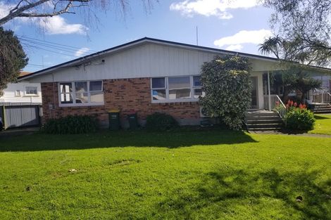 Photo of property in 1/7 Queen Street, Papakura, 2110