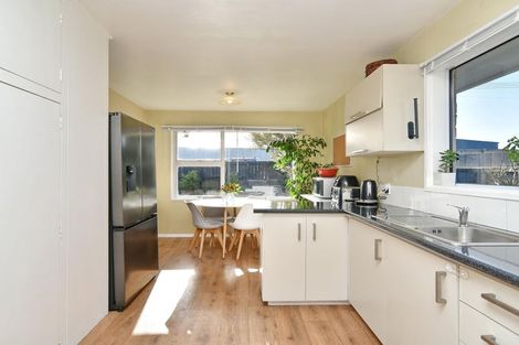 Photo of property in 53 Maces Road, Bromley, Christchurch, 8062