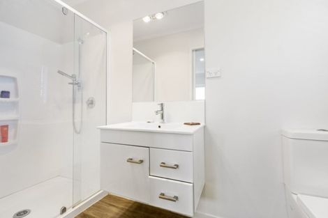 Photo of property in 28 Batty Street, Papamoa Beach, Papamoa, 3118