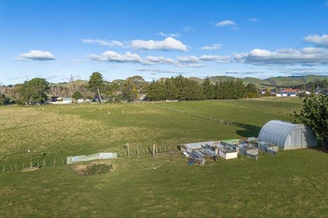 Photo of property in 16 Nancy Street, Takapau, 4203