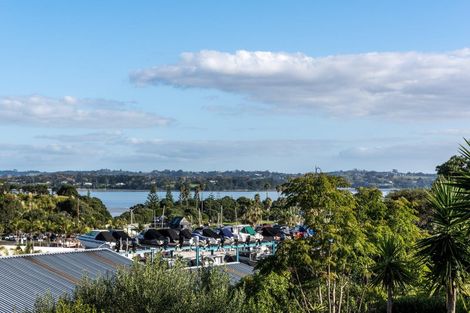 Photo of property in 103 Pine Harbour Parade, Beachlands, Auckland, 2018