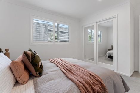 Photo of property in 5 Butler Place, Fitzherbert, Palmerston North, 4410