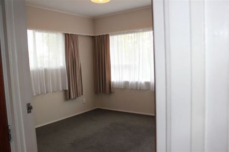 Photo of property in 1/71 Hepburn Road, Glendene, Auckland, 0602