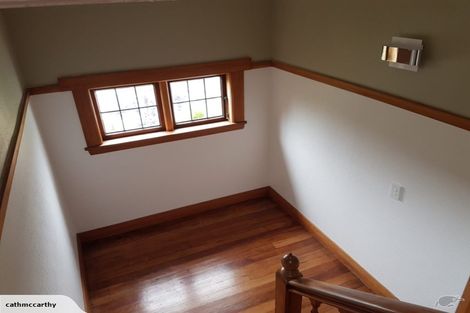 Photo of property in 17 Saint Michaels Crescent, Kelburn, Wellington, 6012