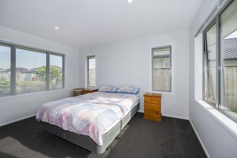 Photo of property in 18 Lamborn Drive, Papakura, 2110