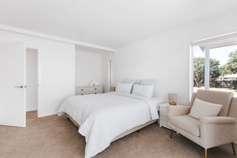 Photo of property in 906 Papamoa Beach Road, Papamoa Beach, Papamoa, 3118