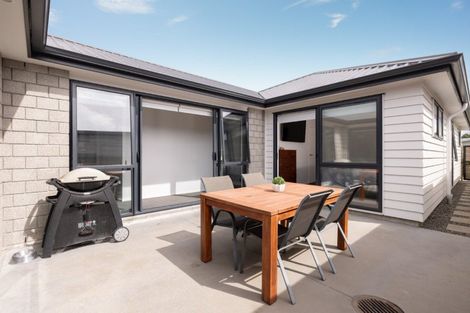 Photo of property in 4 Foley Grove, Pyes Pa, Tauranga, 3110