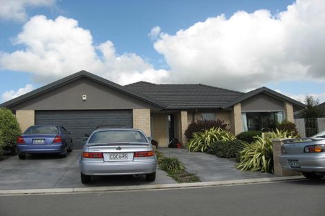 Photo of property in 12 Cathcart Crescent, Prebbleton, 7604