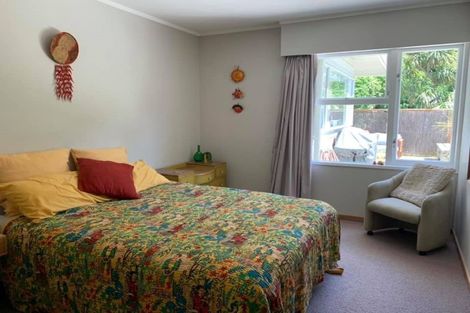 Photo of property in 39 Acheron Road, Paremata, Porirua, 5026