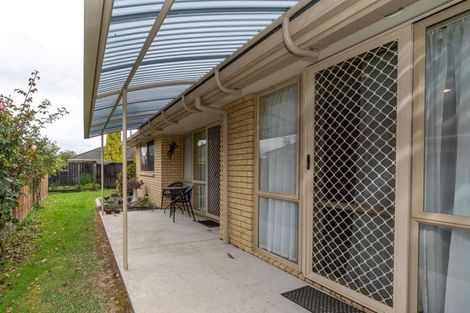 Photo of property in 24 Gardenia Close, Melville, Hamilton, 3206