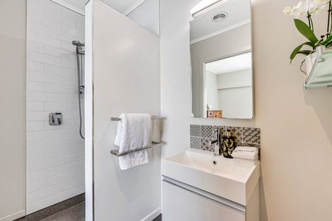 Photo of property in 39 Braid Road, St Andrews, Hamilton, 3200